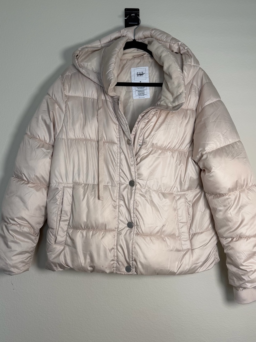 GAP Women's Light Pink Puffer Jacket with Hood